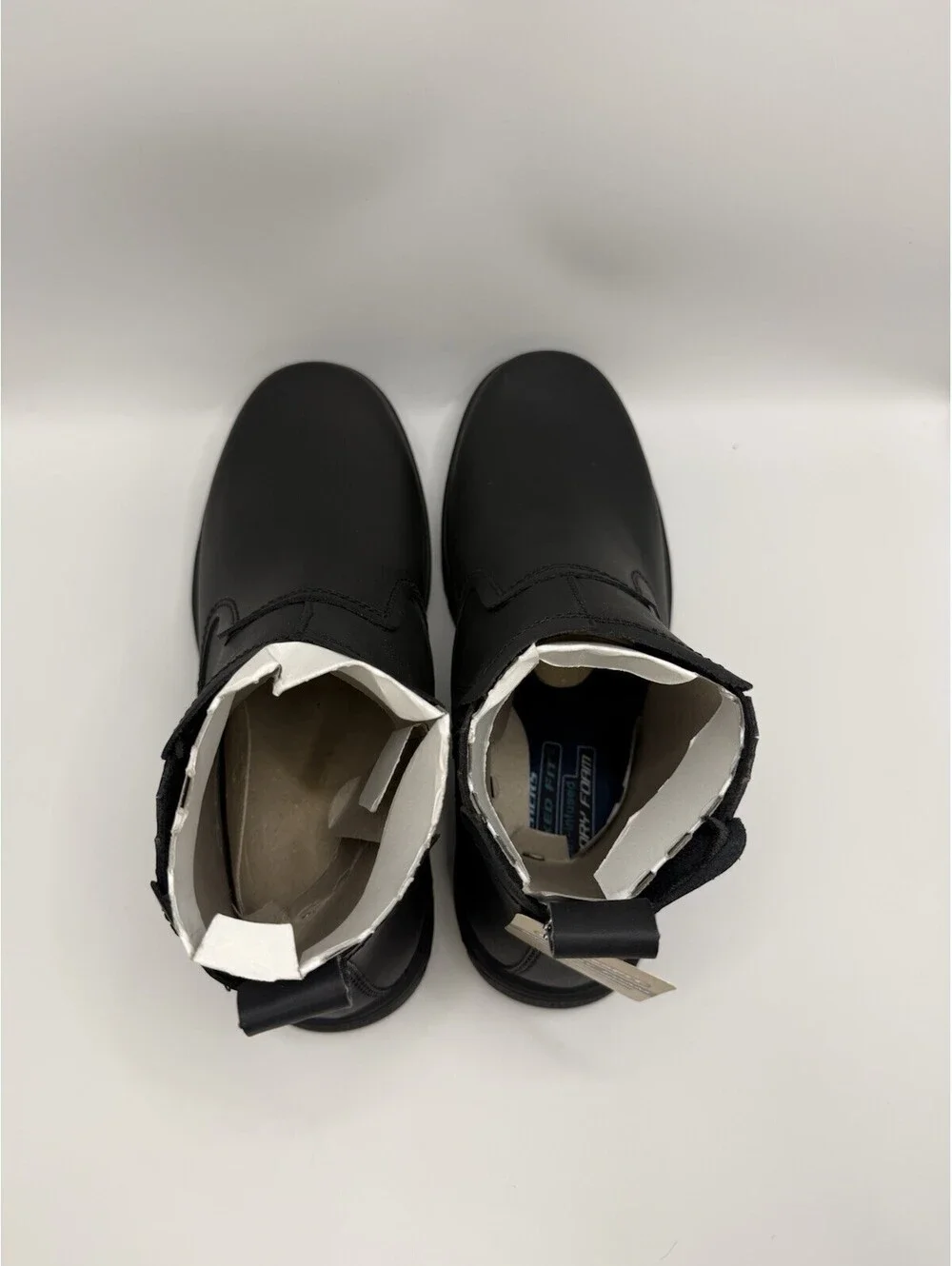 Skechers men’s segment